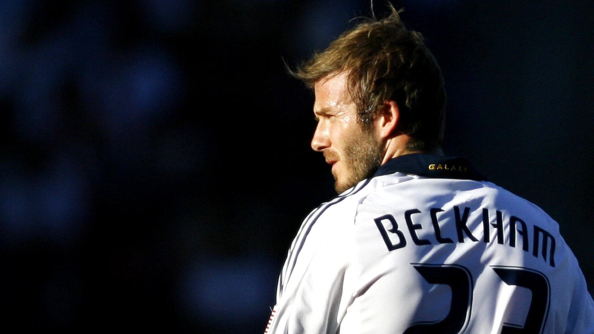 开云体育入口-独行侠绝杀夜，锡安狂澜难挽，当孤星划过，烈焰亦成背景